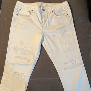 AEO Distressed White Jean